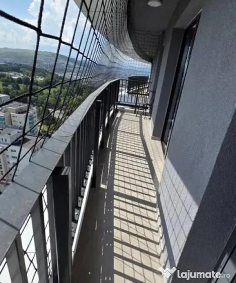 Apartament cu 2 camere semidecomandat în Florești