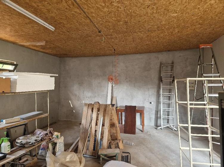 Spațiu comercial, de 60 mp, în Central
