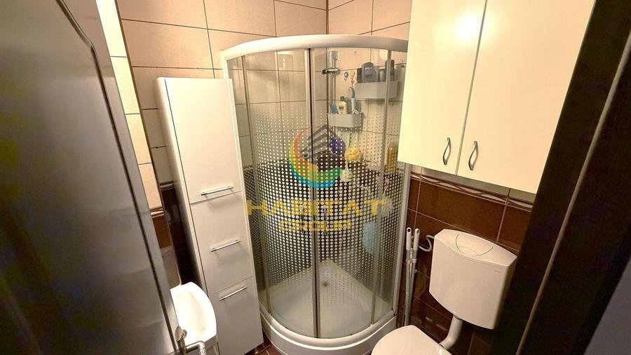 Apartament cu 3 camere decomandat, mobilat în Vitan Mall