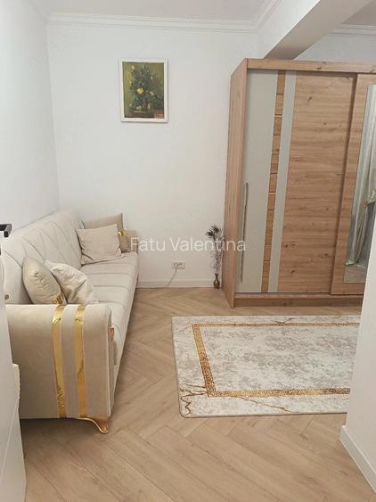 Particular, vand apartament 3 camere cu curte 90 mp