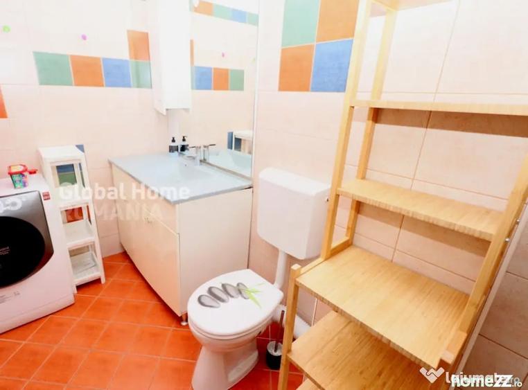 Apartament cu 3 camere semidecomandat în 1 Mai