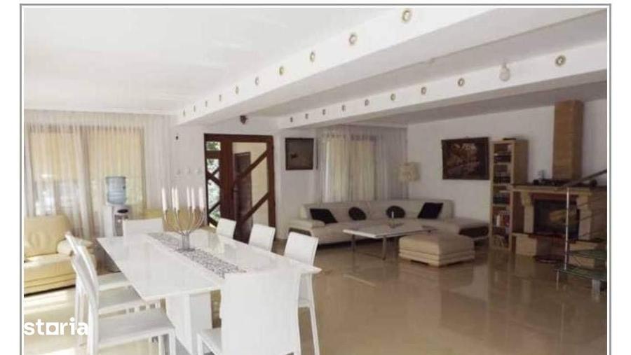 Casă cu Teren 1700 Mp în Gruiu