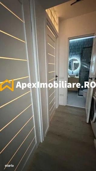 Apartament cu 4 camere semidecomandat în Central