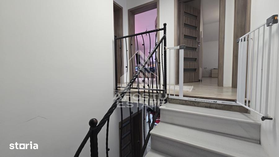 Casa individuala de vanzare, 4 camere, Sanmihaiu Roman, comision 0 - 16