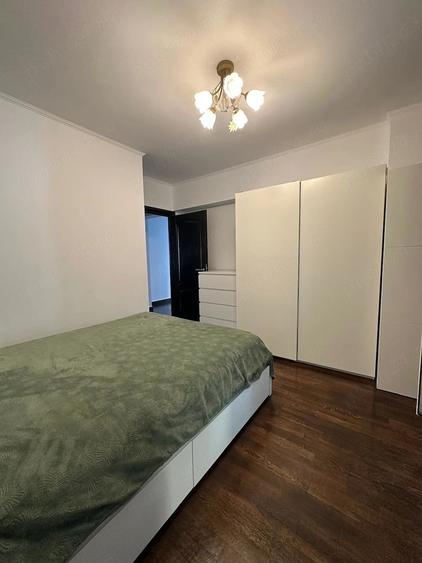 Apartament cu 3 camere decomandat în Lujerului