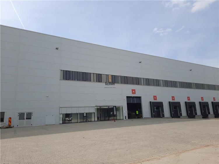 Spațiu industrial, de 7,500 mp, în Aeroport