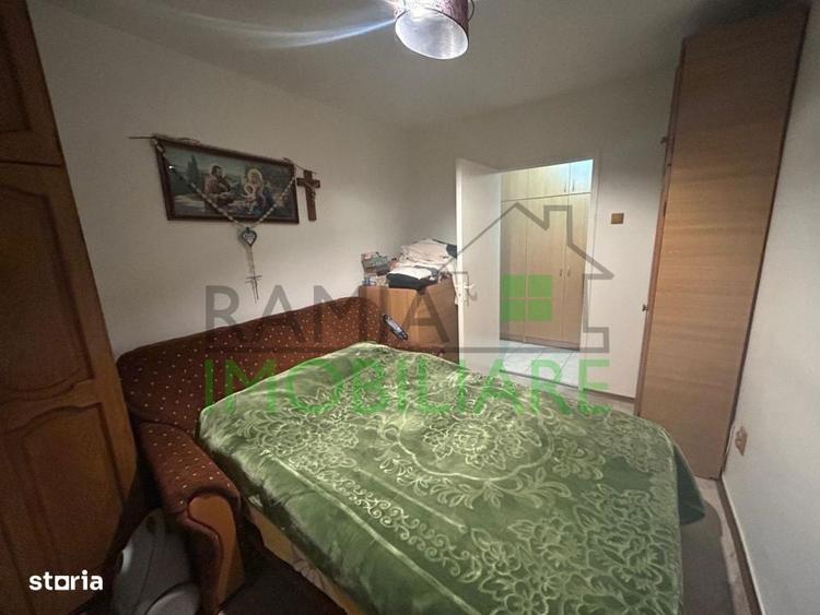 Apartament cu 3 camere decomandat, mobilat în Tractorul — fotografia 2