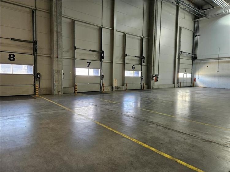 Spațiu industrial, de 4,300 mp, în Gilău