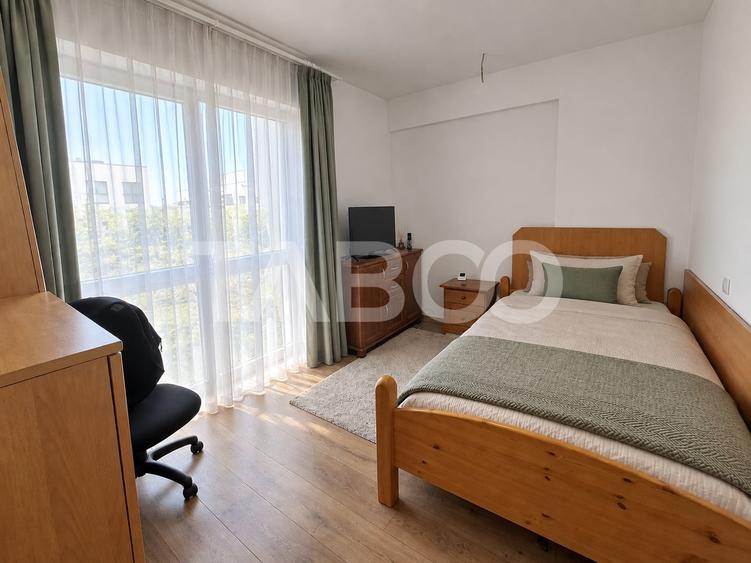 Apartament cu 2 camere semidecomandat, mobilat în Turnișor