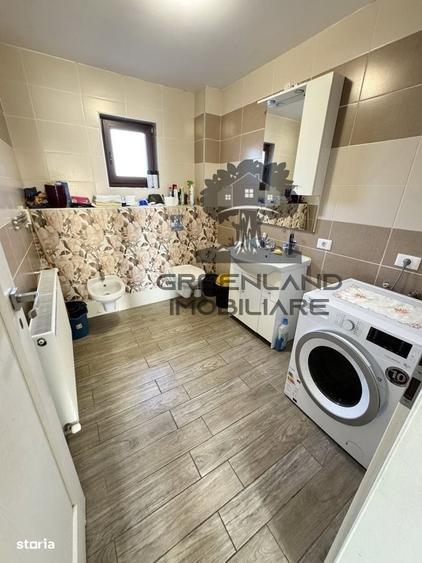 Casă cu 4 camere în Valea Adâncă