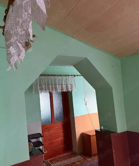 Casă cu 3 camere cu Teren 1650 Mp în Central