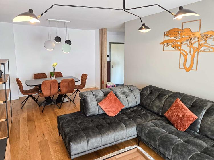 Apartament cu 2 camere decomandat în Herăstrău