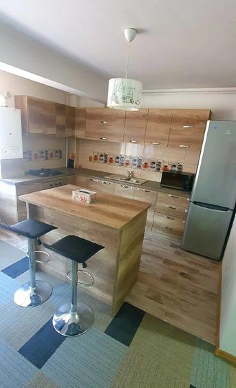Apartament cu 2 camere semidecomandat în Fundeni