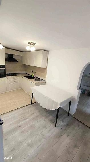 Casă cu 4 camere în Găgeni