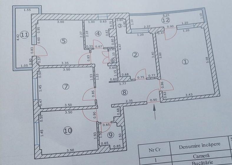 Apartament cu 4 camere decomandat în Răcădău