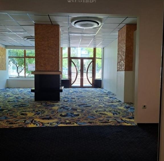 Spațiu comercial, de 70 mp, în Inel I