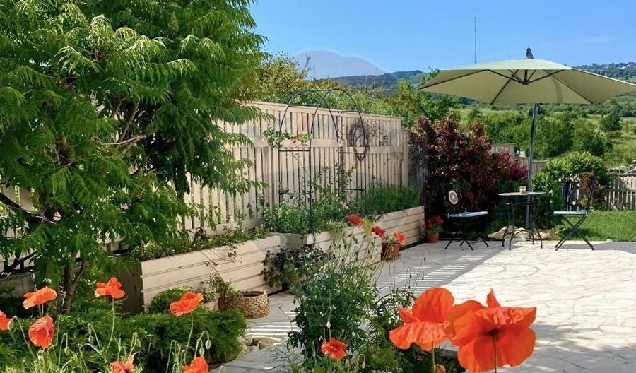 Casă individuală cu 7 camere cu Teren 470 Mp în Borhanci