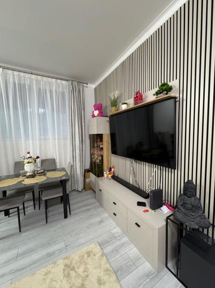 Apartament cu 2 camere decomandat în Carol Davila
