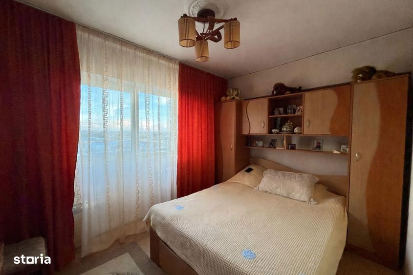 Apartament cu 4 camere în Rahova