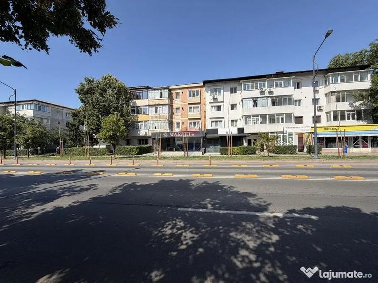 Spațiu comercial, de 61 mp, în Central