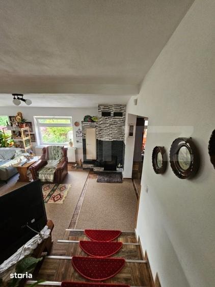 Casă cu 4 camere cu Teren 5755 Mp în Semlac