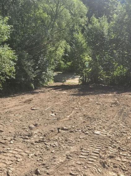 Teren de 2000 mp, în Teșila