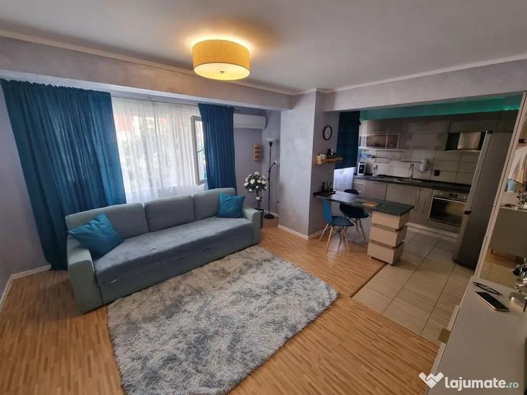 Apartament cu 2 camere semidecomandat în Kamsas