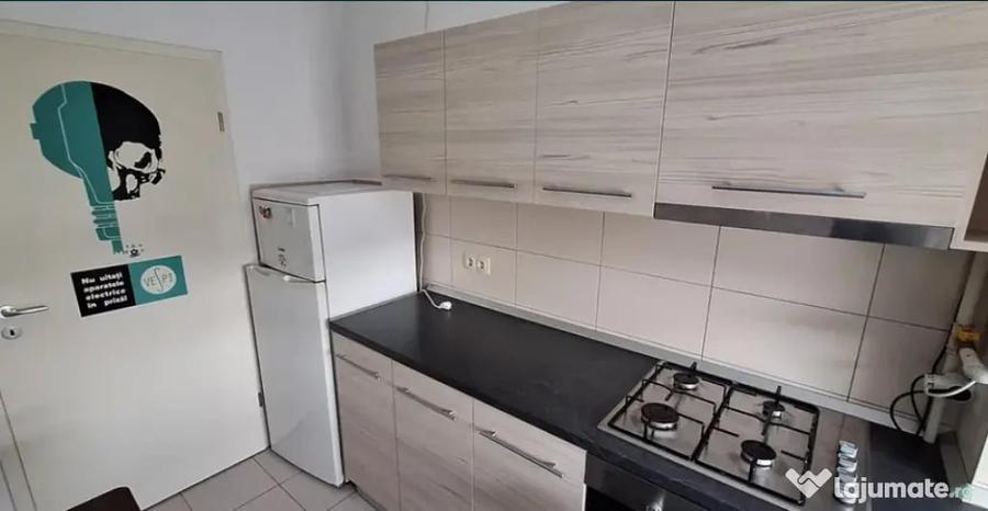 Apartament cu 2 camere decomandat în Avantgarden