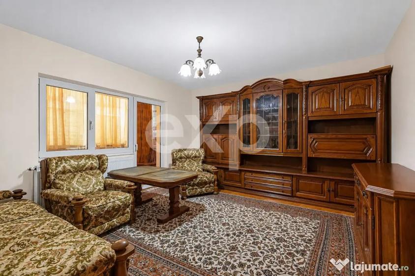 Apartament cu 3 camere decomandat în Central