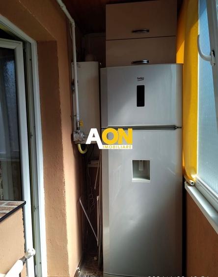 Apartament cu 2 camere semidecomandat, mobilat în Cetate