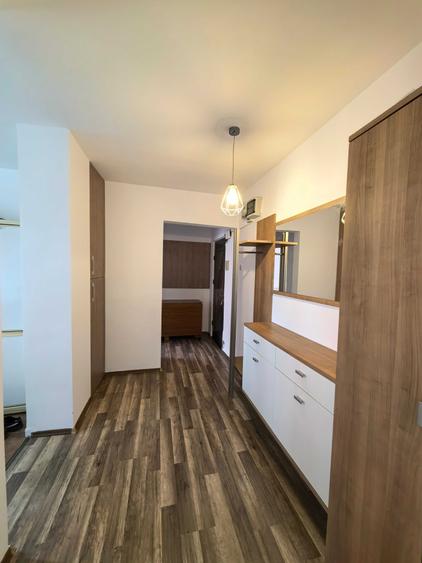 se inchiriaza apartament cu 3 camere cu loc parcare - 6