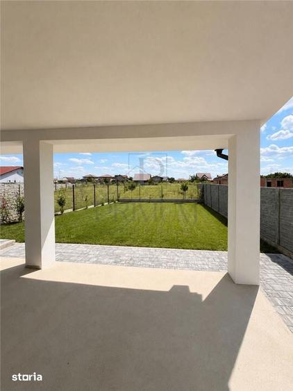 Casă cu 4 camere cu Teren 350 Mp în Central