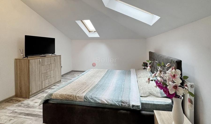 Apartament cu 3 camere semidecomandat, mobilat în Gării