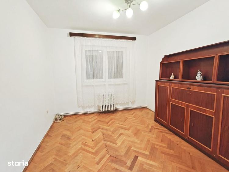 Apartament cu 3 camere decomandat în Târnăveni