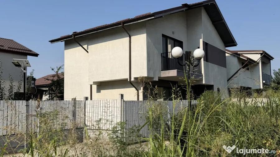 Casă cu 4 camere cu Teren 190 Mp în Chiajna