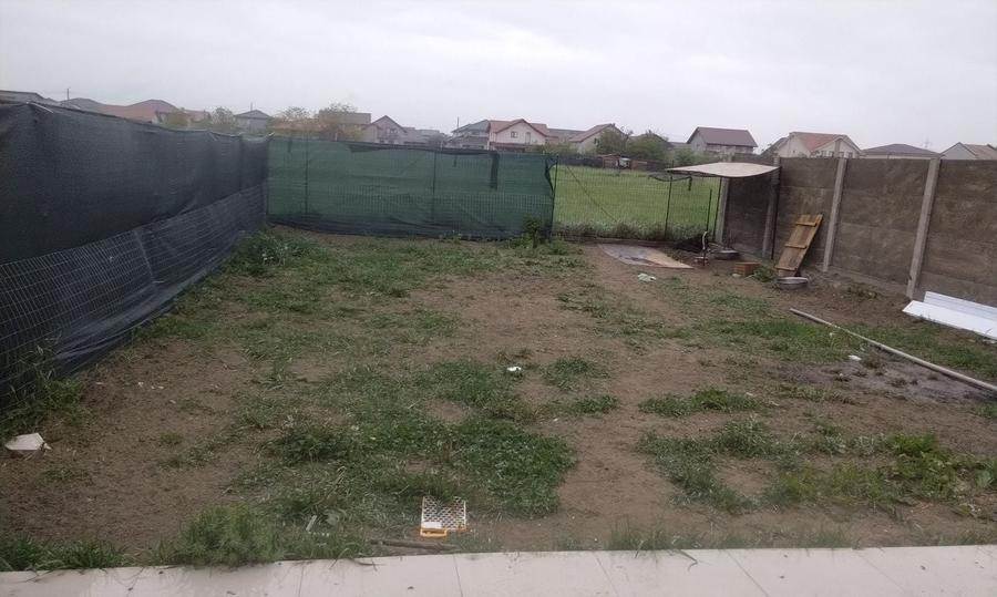 Casă cu 4 camere în Exterior Vest
