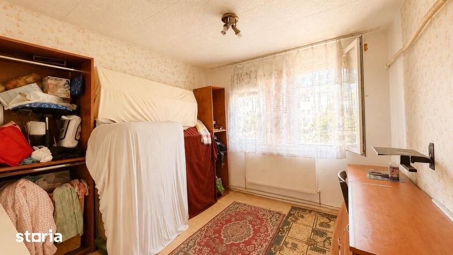 Apartament cu 3 camere decomandat în Drumul Taberei — fotografia 3