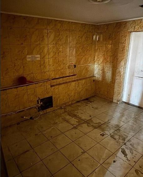 Spațiu comercial, de 598 mp, în Tisău