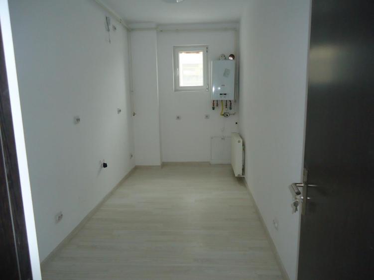 Apartament cu 4 camere în Central
