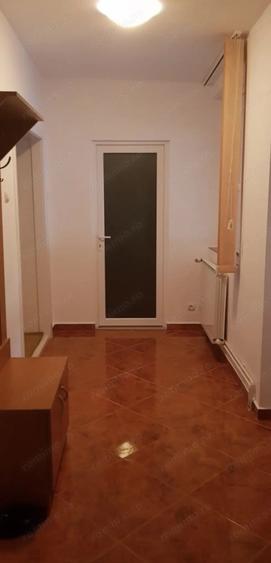 Casă cu 4 camere cu Teren 500 Mp în Central