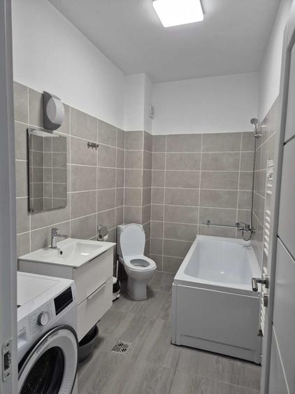 Apartament cu 2 camere decomandat în Florești