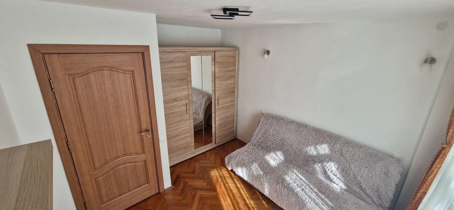 Apartament cu 3 camere decomandat în Ștrand