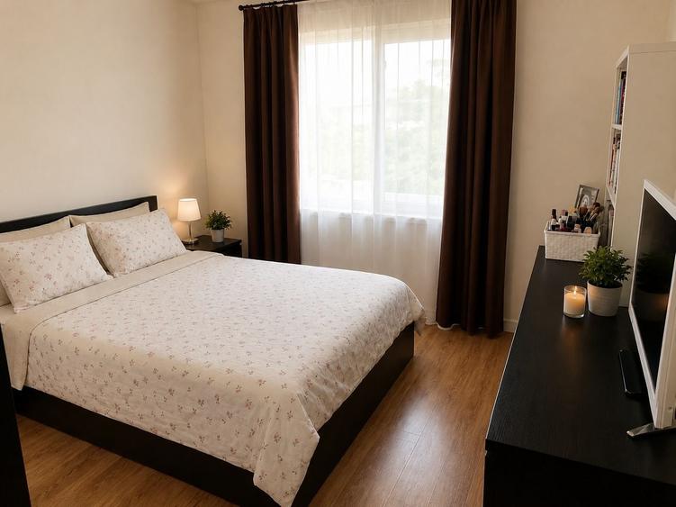 Apartament cu 3 camere decomandat în Exterior Vest