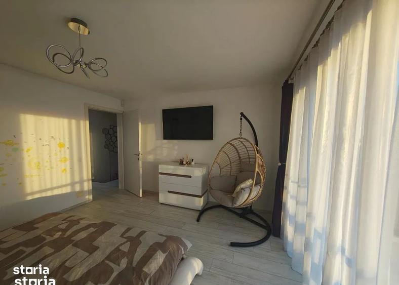 Duplex de 4 Camere, 157mp, teren 365mp, Zona Narciselor - 2