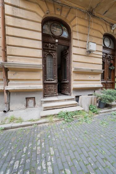 Apartament cu 4 camere circular, mobilat în Rosetti