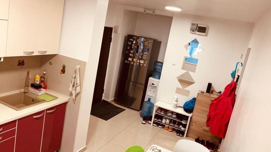 Apartament cu 3 camere decomandat în Crângași