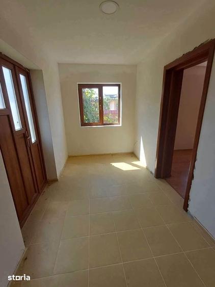 De vanzare casa in Cotu-Vames P+E,teren de 1130mp. Pret 99900 euro - 7