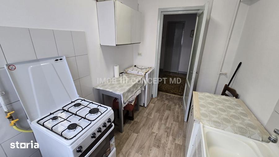 Apartament cu 2 camere decomandat, mobilat în Sud