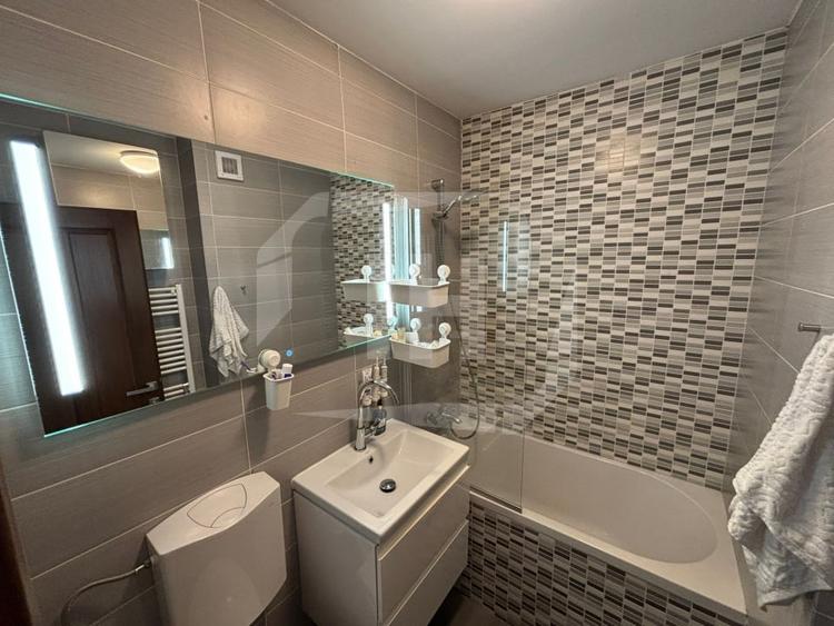 Apartament cu 3 camere semidecomandat, mobilat în Grigorescu