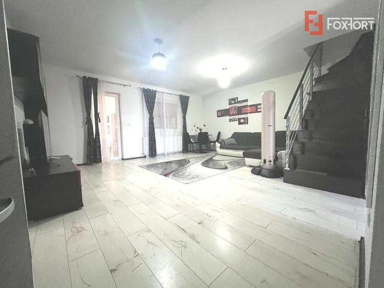 Duplex cu 5 camere cu Canalizare în Moșnița Nouă